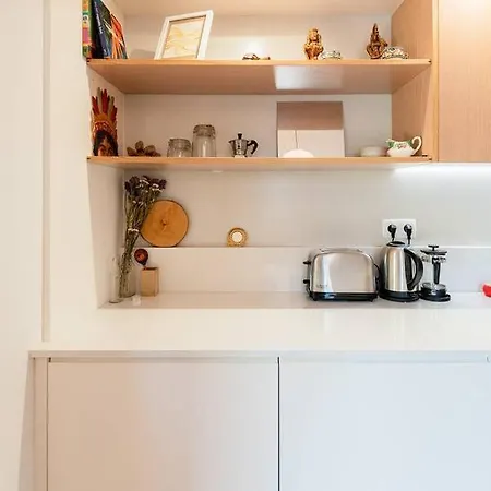 Spacious Flat With Terrace Near Av Liberdade
